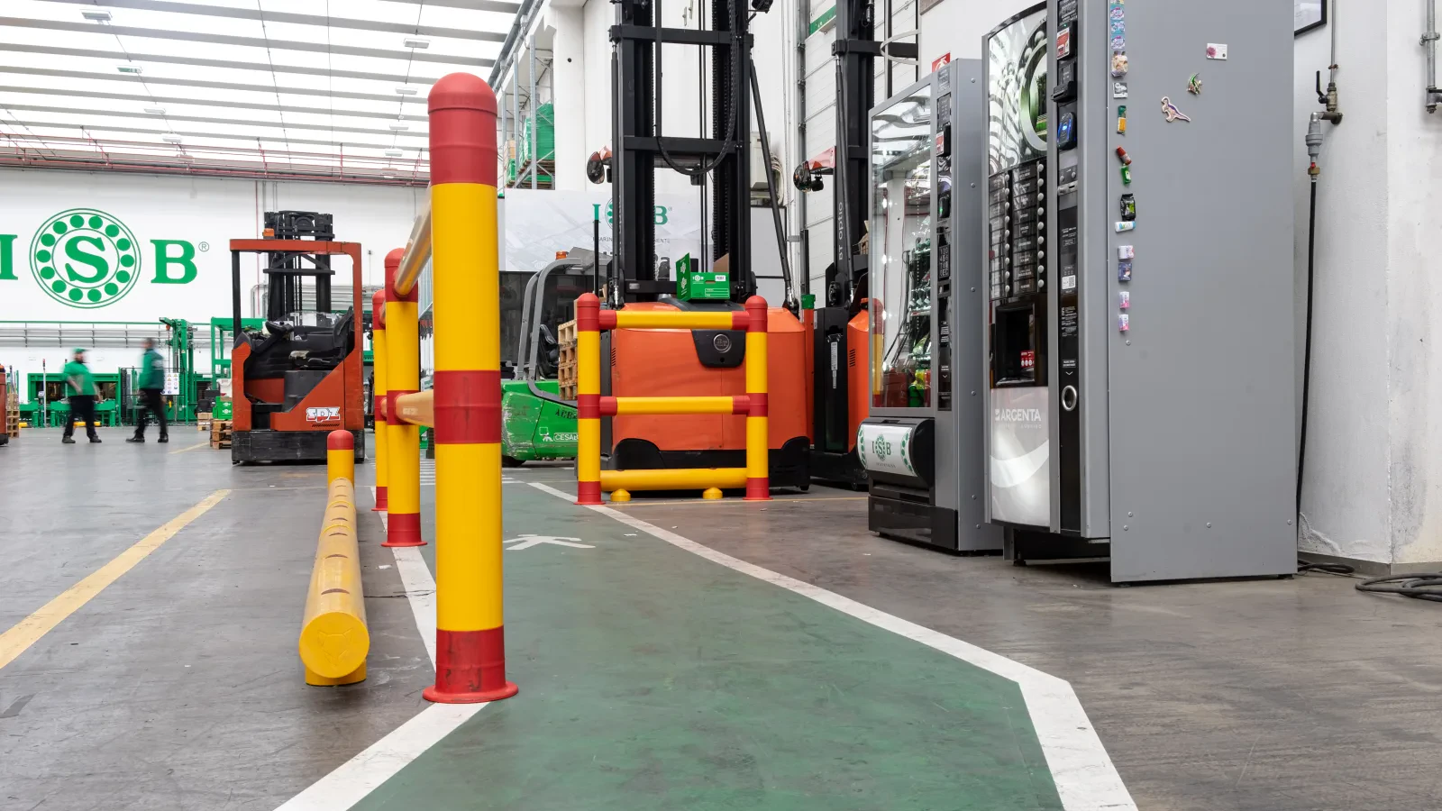 Pedestrian route beside forklift traffic