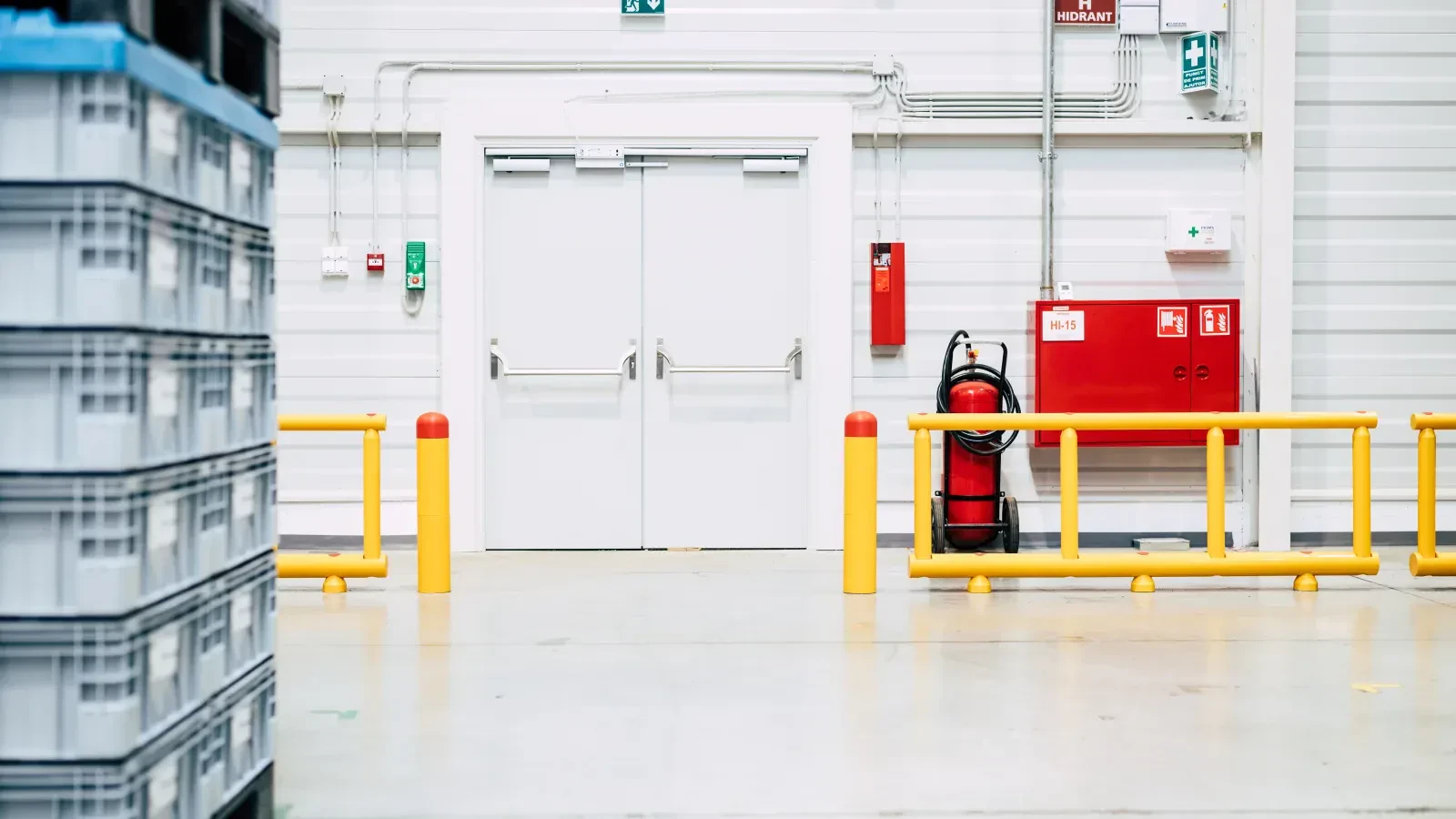 Loading bays, industrial doors and dispatch areas