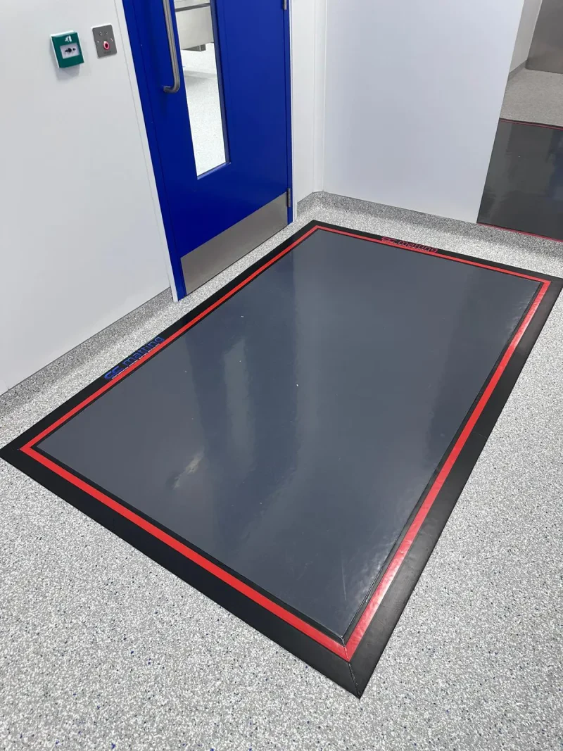 CC Matting Heavy Duty: when the transfer point needs ISO Class 5 material documentation