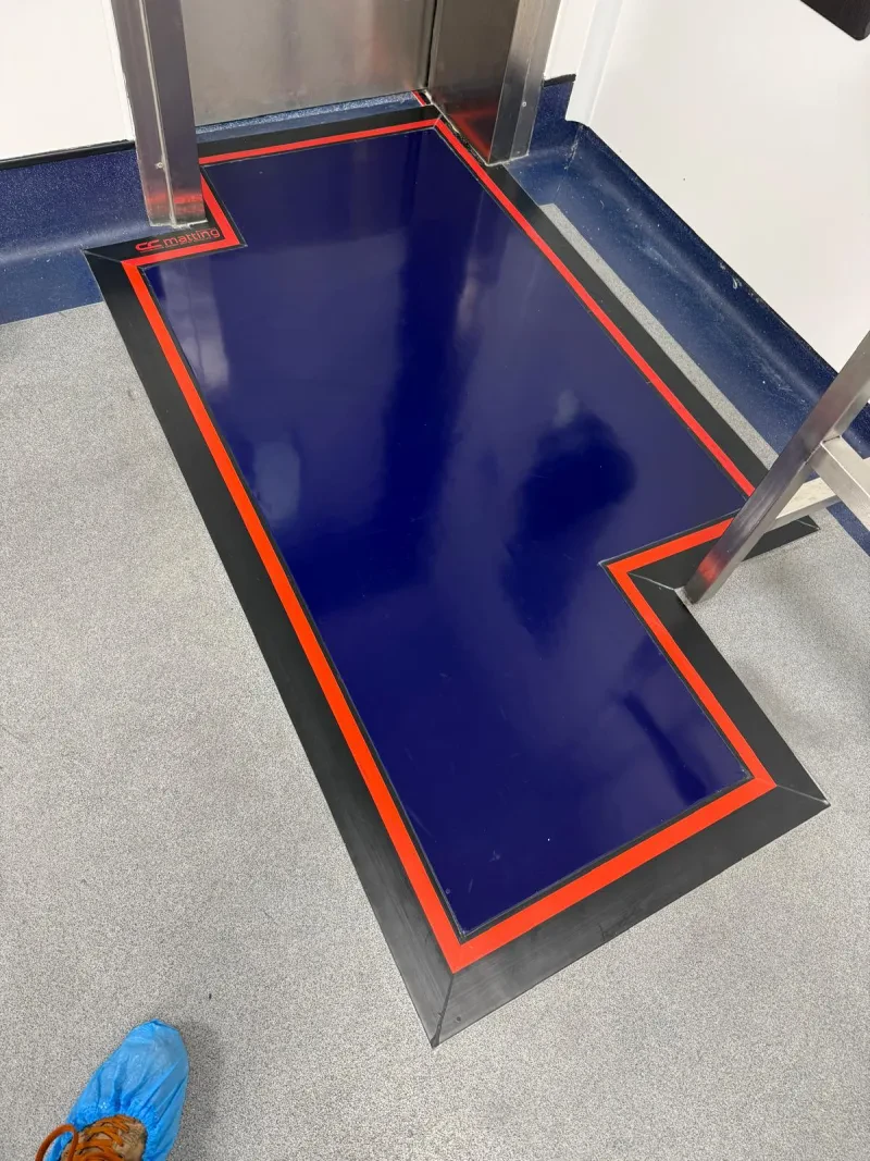 Polymer contamination-control mats
